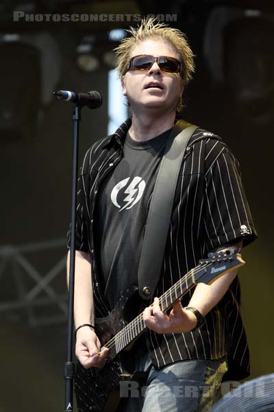 THE OFFSPRING - 2009-08-29 - SAINT CLOUD - Domaine National - Grande Scene - 